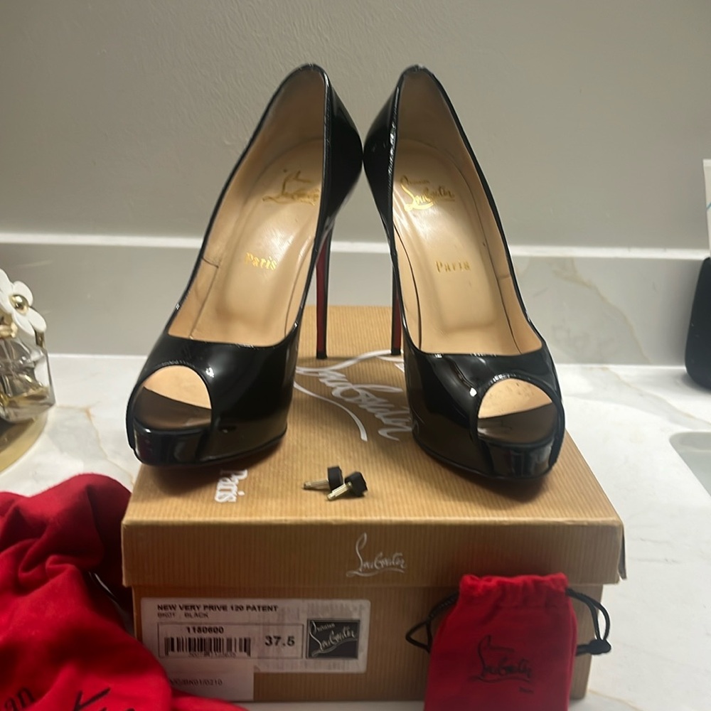 Christian Louboutin,Very Prive 120 Patent, size 37.5